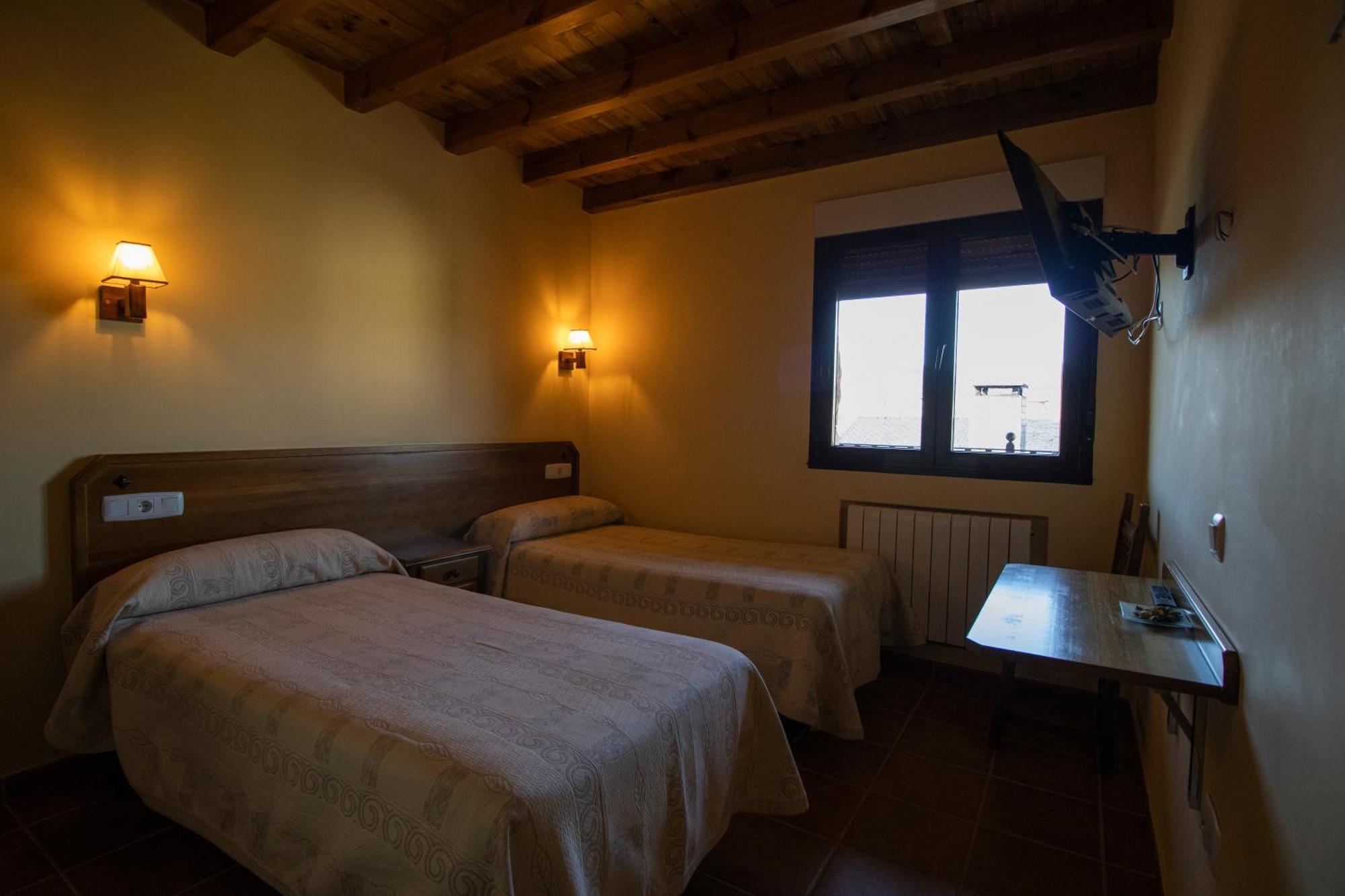 La Guarida De La Lleira Hotel Ferreras de Arriba Buitenkant foto